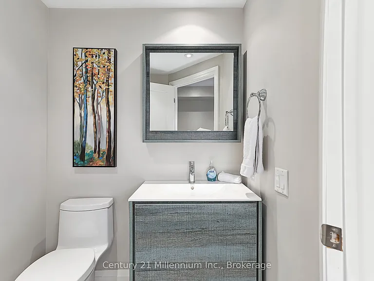 110 Fairway Ct #102 — Photo 5