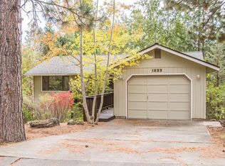 1833 SW Knoll Ave, Bend, OR 97702