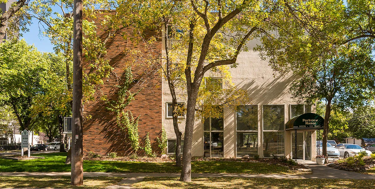 Parkview — Photo 1