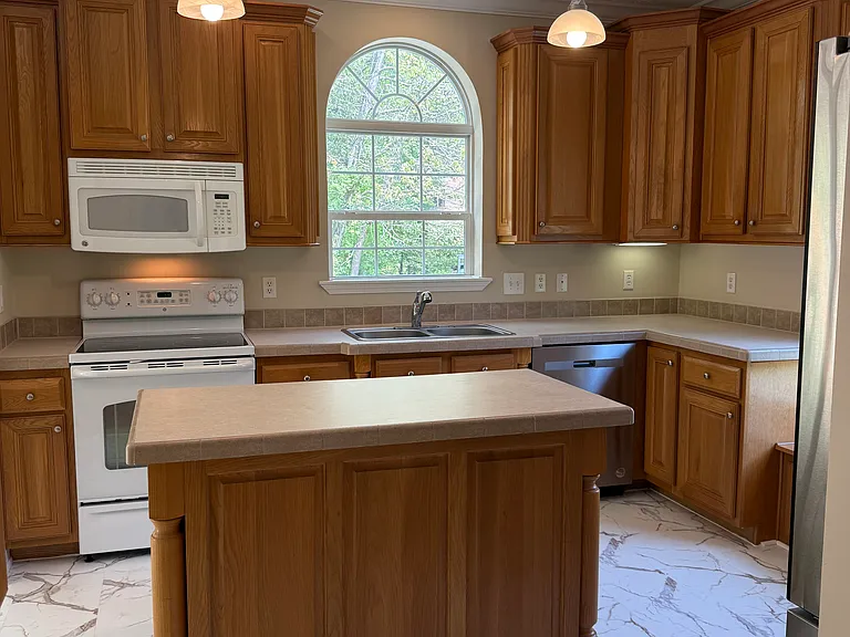 185 Creasman Hill Rd — Photo 4