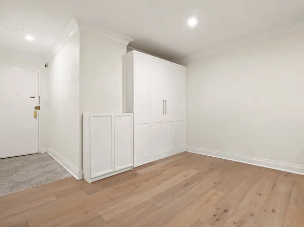 440 East 57th Street 1G image 9 of 9