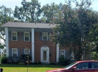 9537 Elvis Ln, Lanham, MD 20706