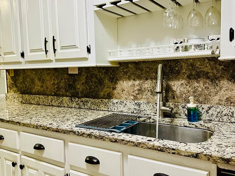 1532 W Robinhood Dr — Photo 5
