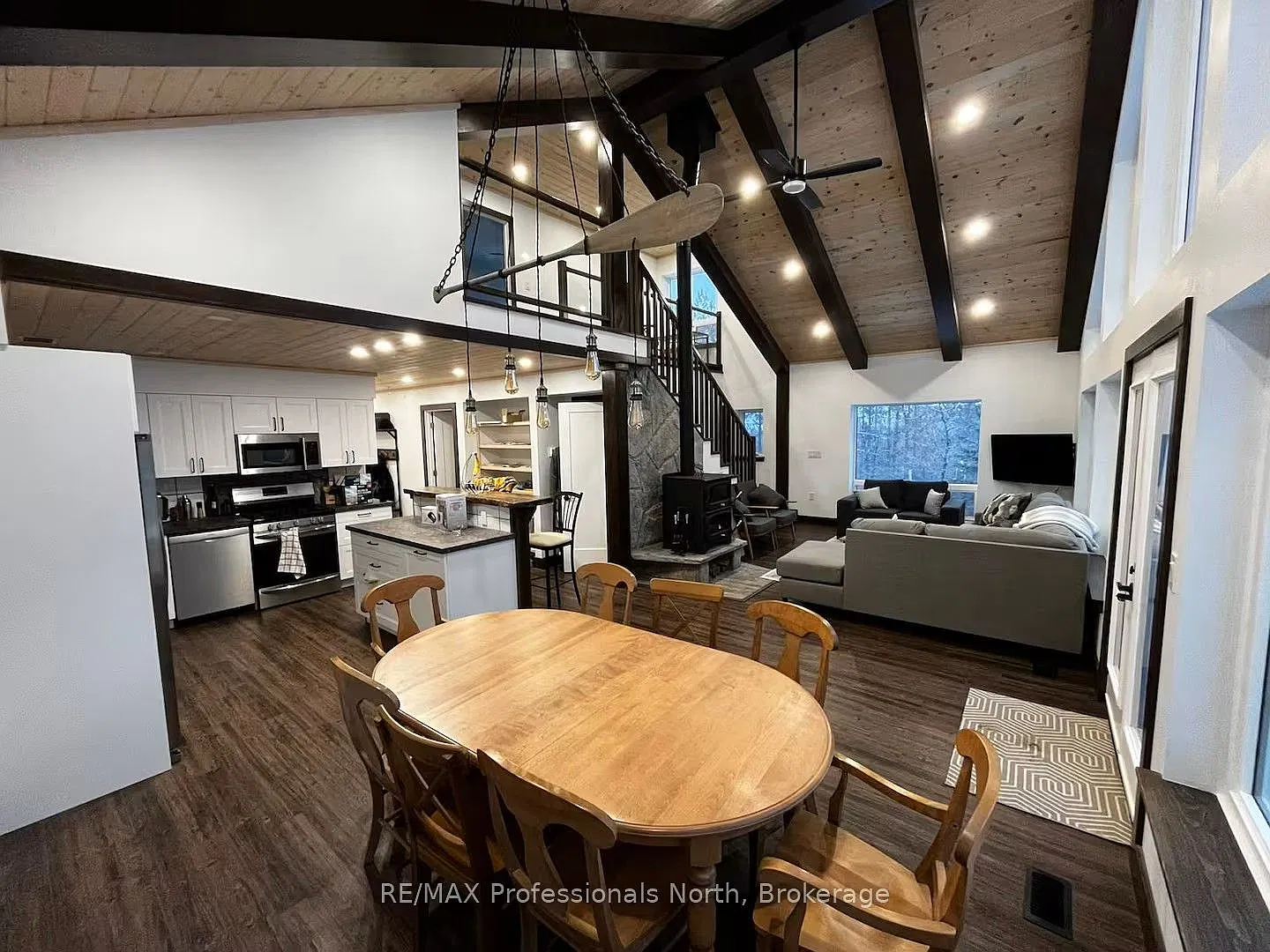 3 bed, $4,000 — Photo 2
