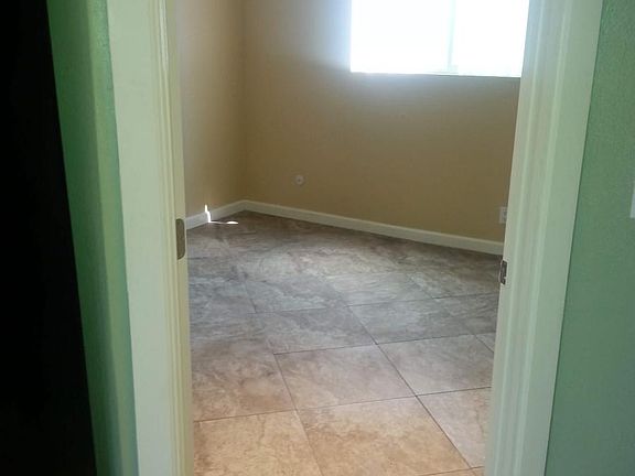 5th image of 4246 Van Dyke Ave APT 05