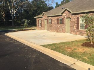 96 Hunters Ln, Natchez, MS 39120