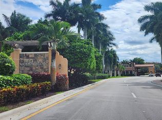 14722 SW 12th St, Pembroke Pines, FL 33027