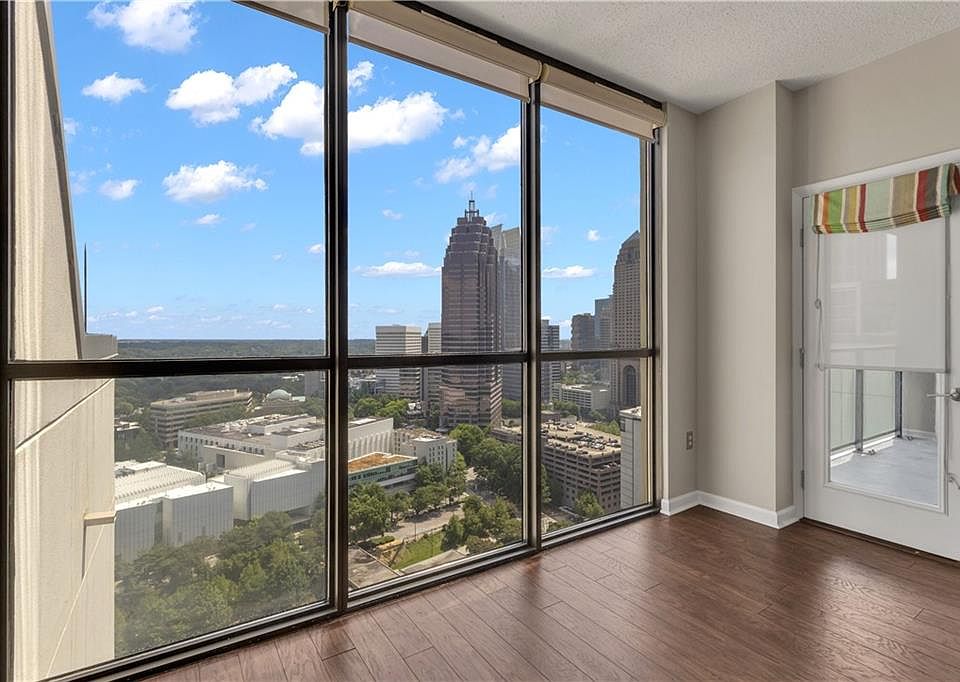 1st image of 1280 W Peachtree St #3810