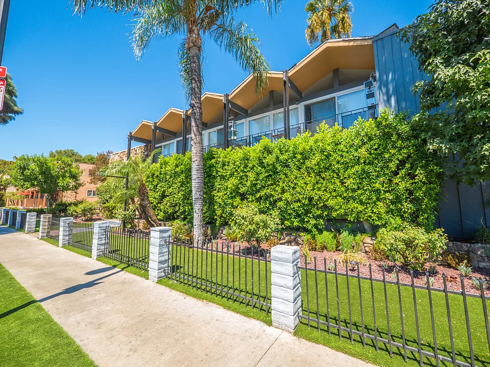 Vista Garden Apartments