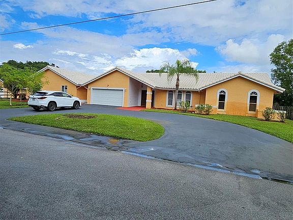 2nd image of 1050 NW 114th Avenue