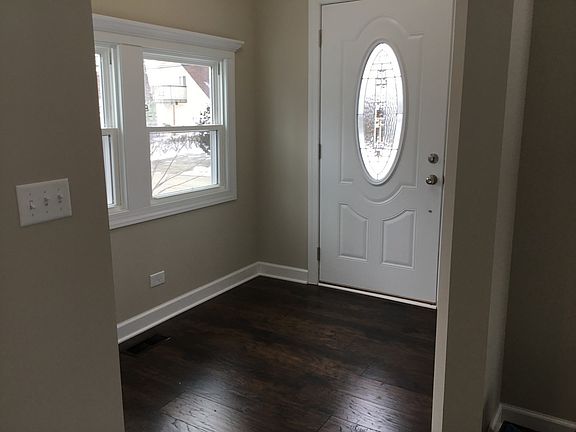 2nd image of 225 Shadydell Ave