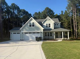 598 Belcroft Dr, Carthage, NC 28327
