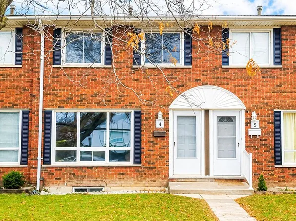 2700 Barton St E #4, Hamilton, ON L8E 2J7