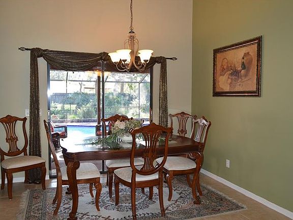 4th image of 2729 Horseshoe Dr