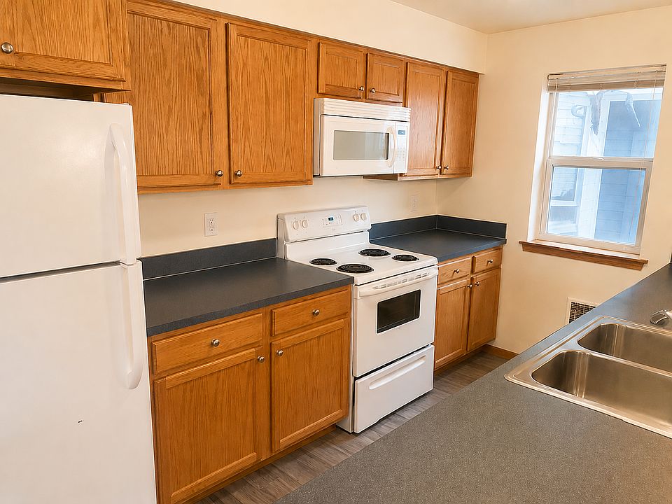 1st image of 1016 N Garden St #302