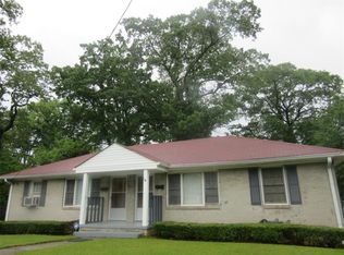 1405 Elizabeth Ln, East Pt, GA