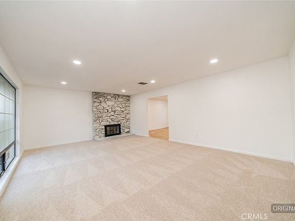 5th image of 1426 5th Ave