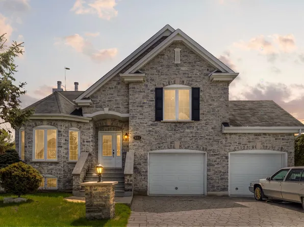 685 Rue Payette, L'assomption, QC J5W 0B2