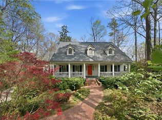 220 Morgan Farm Dr, Sandy Springs, GA