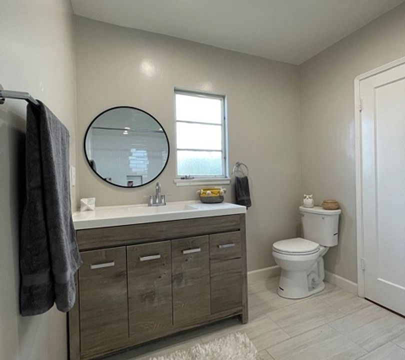 1st image of 2318 Mira Vista Ave #1/2