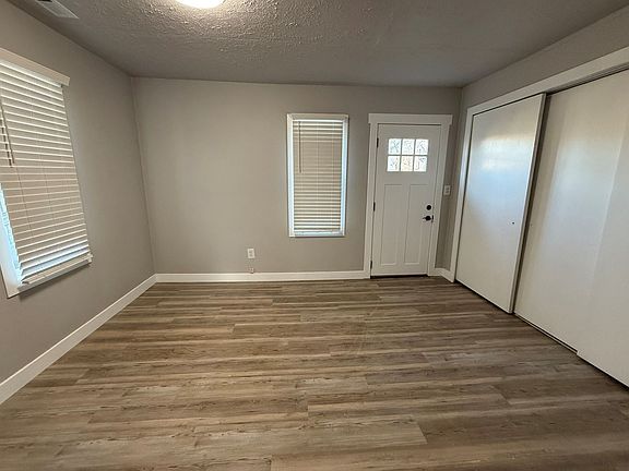 5th image of 711 Methow St