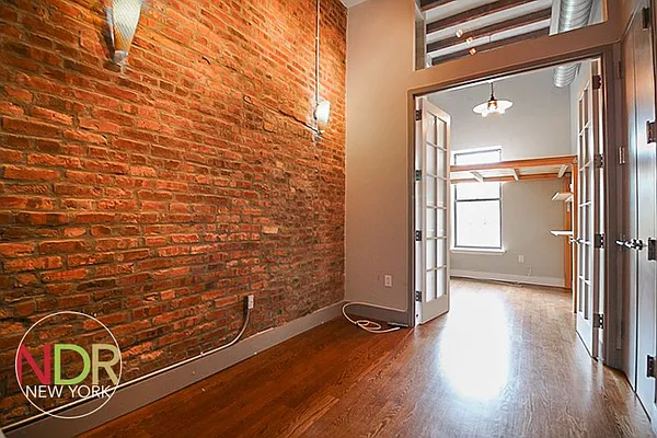 Rented by Next Door Realty NYC | media 31
