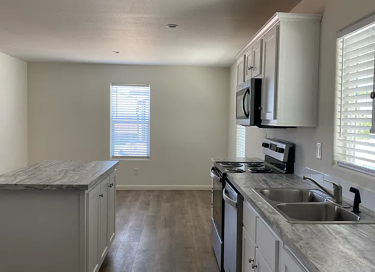 Palm Creek Resort & Residences — Photo 113