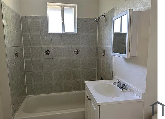 5801 Wallace Ave #2 — Photo 5