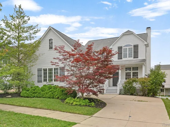 1280 N Bay Dr, Ann Arbor, MI 48103