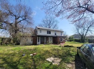 512 Courtland Ave, Hampton, VA 23661