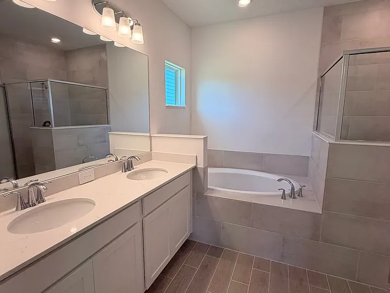 8792 SW 69th Ter — Photo 17