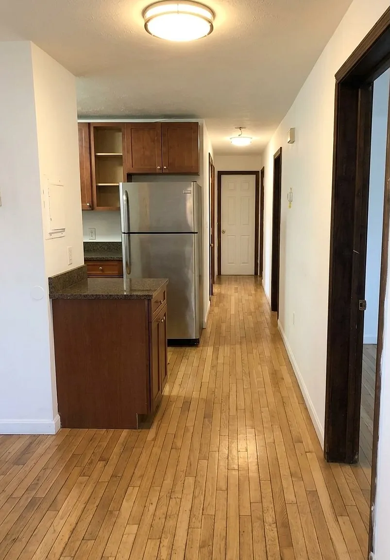 10 Parker Hill Ave. Apartments — Photo 1