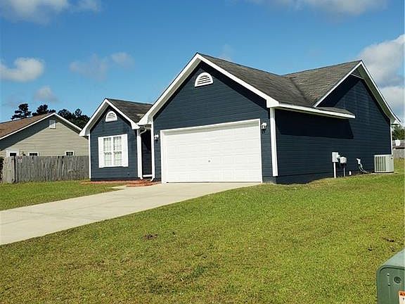 2nd image of 105 Manteo Dr