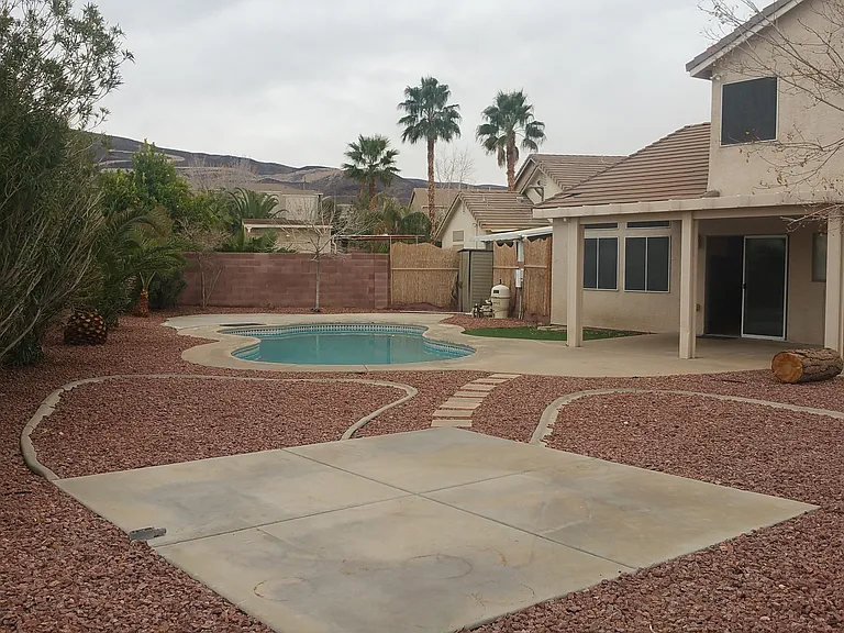 4 Split Hoove Ct — Photo 3