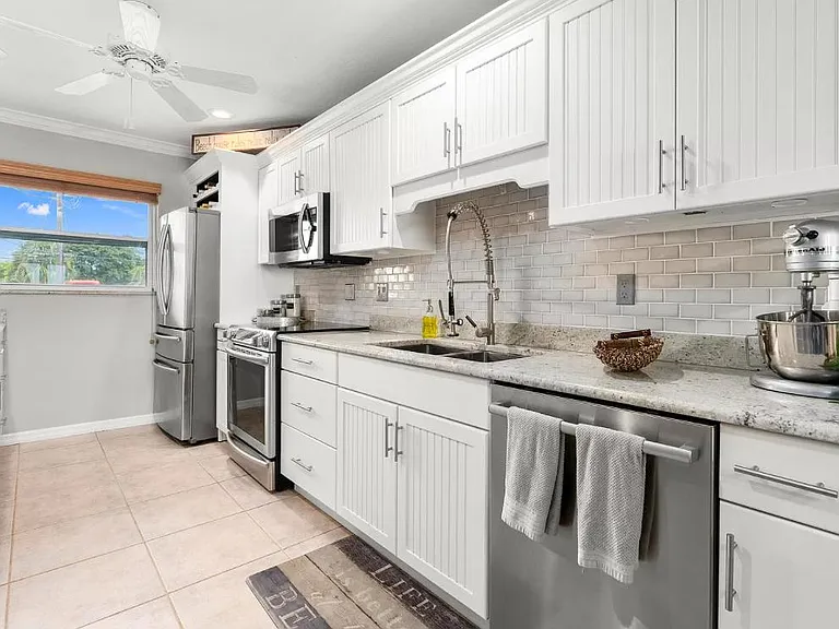 1153 Bayshore Dr #203 — Photo 8