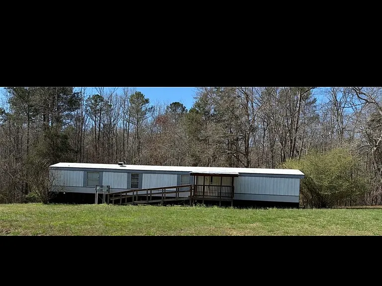 86 Latimer Ridge Rd — Photo 1