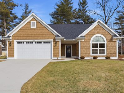 7414 Aspen Creek Dr, Midland, MI, 48642