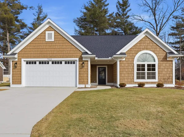 7414 Aspen Creek Dr, Midland, MI 48642