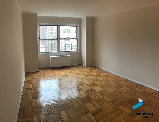 Rented by FirstService Realty (legacy) | media 22