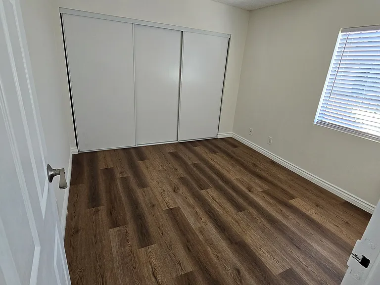 10243 Samoa Ave #201 — Photo 7
