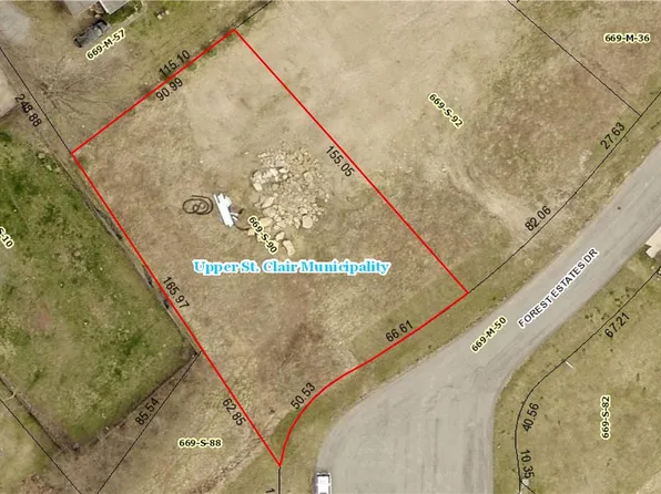 429 Forest Estates Dr, Pittsburgh, PA 15241