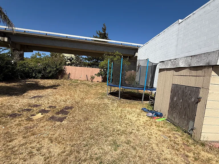 1524 Kearney St — Photo 12