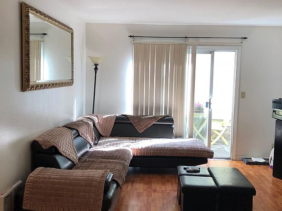 5th image of 65 Lausanne Ave #65