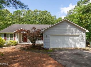 1026 Devonshire Trl, Aberdeen, NC 28315