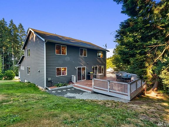 2nd image of 7213 Hillridge Pl SE