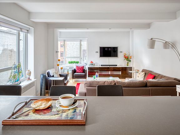 3rd image of 20 E 35th St APT 7G
