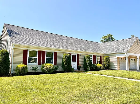 650 Windsor Way #A, Monroe Township, NJ 08831