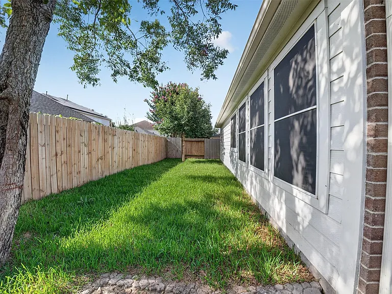 15506 Fir Woods Ln — Photo 25