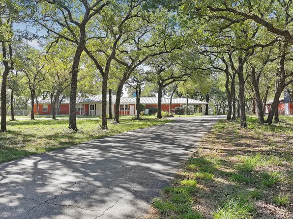 1401 Cactus St, Mineral Wells, TX 76067