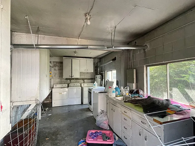 1014 N Garden St — Photo 16